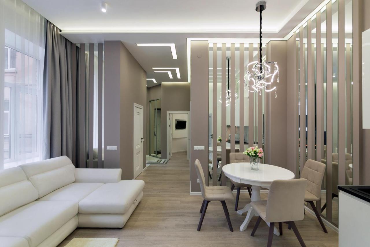Royal Stylish Apartment In The Old City Lviv Ngoại thất bức ảnh